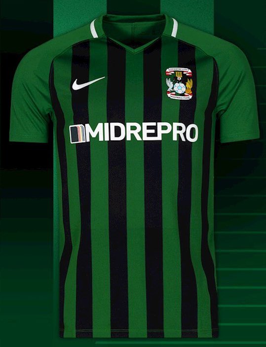 Coventry city green and black deals kit